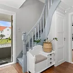 3-bedroom Near The Canal *