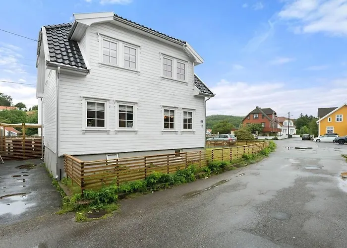 3-bedroom Near The Canal Dom wakacyjny