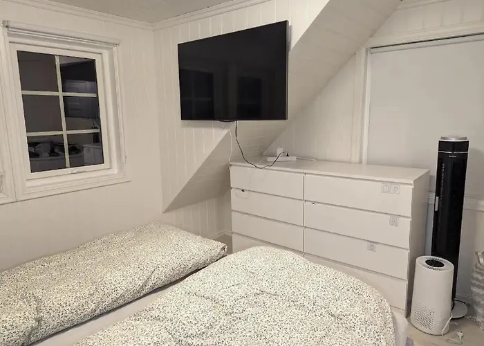 Dom wakacyjny 3-bedroom Near The Canal *